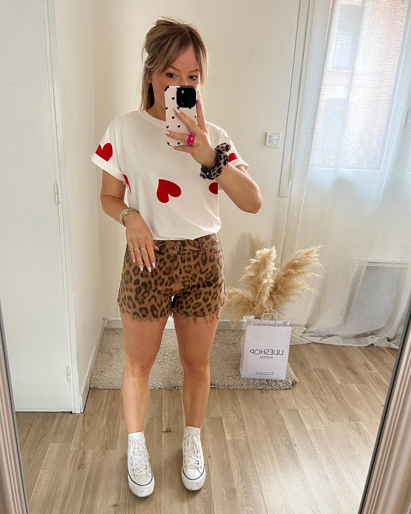 Korte broek met leeuwprint